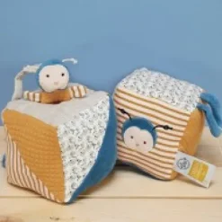 Discount Cube d'activités Pollen l'abeille en coton BIO 10 X 10 cm Les Prix Doux|Doudous Coton Bio