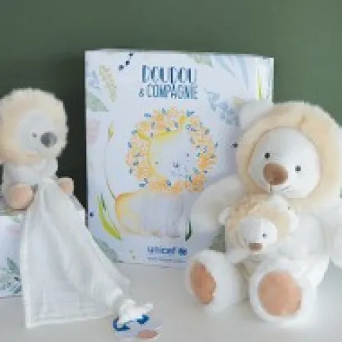 Fashion Doudou attache sucette peluche lion - 12 cm - Unicef Collection Unicef