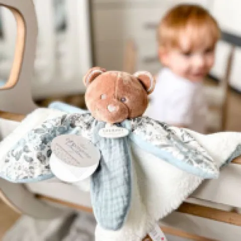 New Doudou OURS bleu avec pétales - BOH'AIME - Cadeaux Naissance|Les Boh'aime