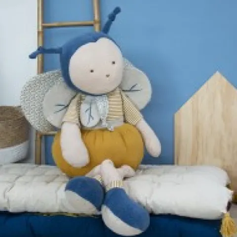 Fashion Peluche géante Pollen l'abeille en coton BIO - 90 cm Les Prix Doux|Doudous Coton Bio